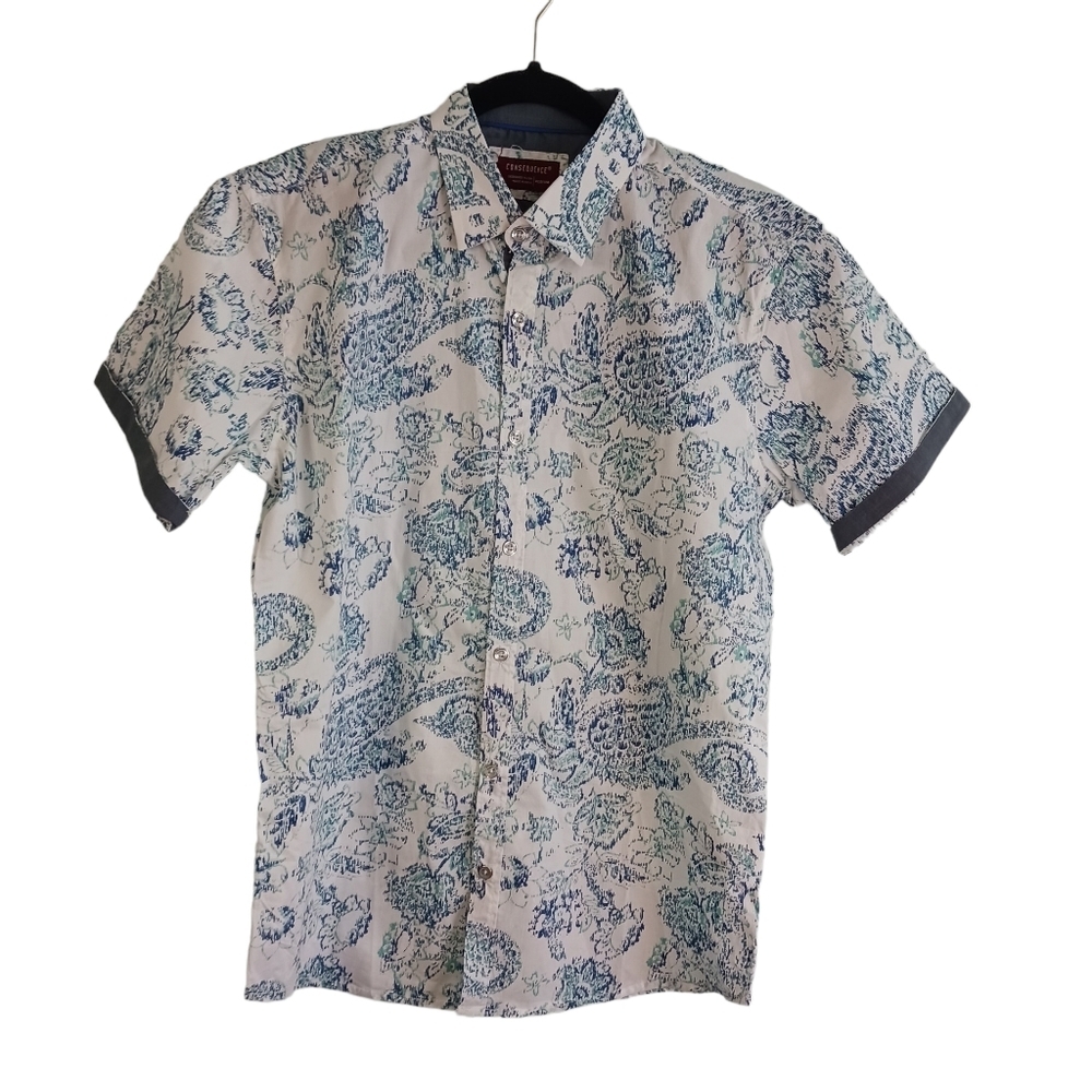 Size Medium Consequence Mens Short Sleeve Shirt Blue White Paisley NWOT